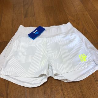 ゆーこ様専用。レディー ス スポーツウェア ショートパンツ M roche(ウェア)