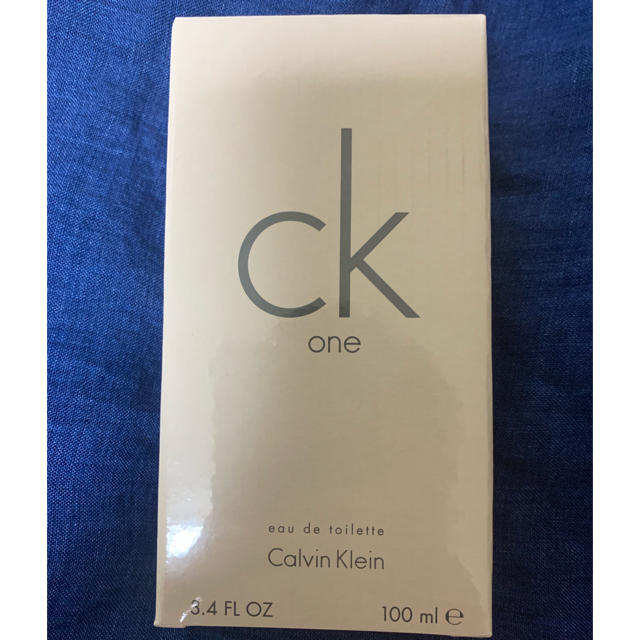 Calvin Klein(カルバンクライン)の新品 カルバンクライン Calvin Klein ck one 香水 100ml コスメ/美容の香水(ユニセックス)の商品写真