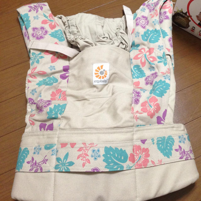 エルゴ 抱っこ紐 ハイビスカス