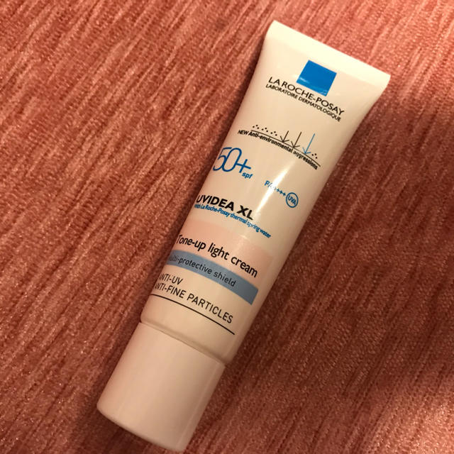 LA ROCHE-POSAY(ラロッシュポゼ)のラ ロッシュ ポゼ UVイデアXL プロテクション トーンアップ 30ml コスメ/美容のベースメイク/化粧品(化粧下地)の商品写真