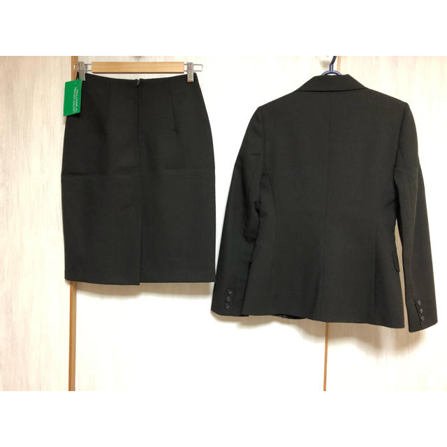 BENETTON(ベネトン)の新品✨ユナイテッド カラーズ オブ ベネトン＊BENETTON  スーツ(38) レディースのフォーマル/ドレス(スーツ)の商品写真