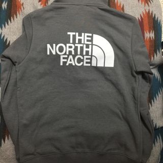 ザノースフェイス(THE NORTH FACE)のザノースフェイス スエットパーカー 新品 バックプリント(パーカー)