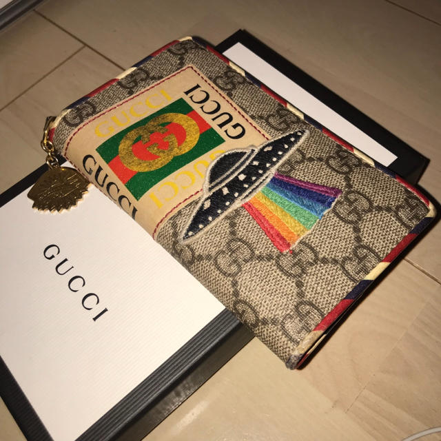 Gucci - GUCCI iPhoneケースの通販