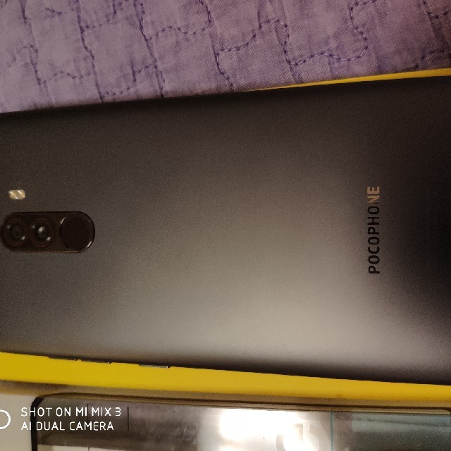 xiaomi pocoF1 6G+128G 2