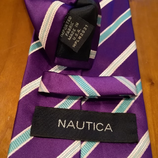 NAUTICA(ノーティカ)の✨NAUTICA ノーティカ 紫色のストライプ柄のネクタイ♪ メンズのファッション小物(ネクタイ)の商品写真