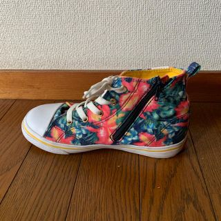 vans フラワープリント ハイカッスニーカー 花柄 黒 紐 編み上げ