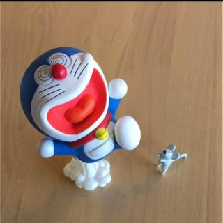 ショウガクカン(小学館)のドラえもん フィギュア 箱なし ドラえもんミュージアムで購入(キャラクターグッズ)