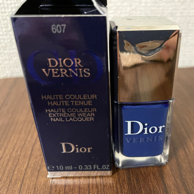 Dior(ディオール)の最終値下げ DIOR★ネイルエナメル コスメ/美容のネイル(マニキュア)の商品写真