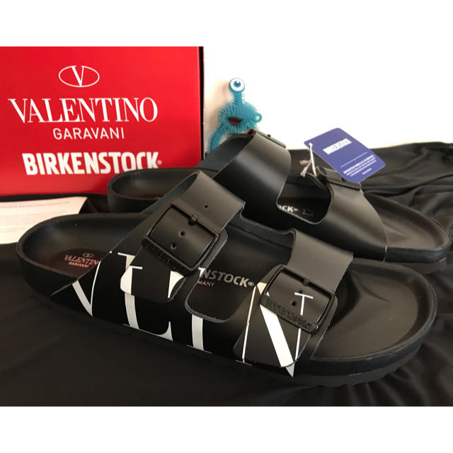 VALENTINO - 【新品 完売】VLTN スライドサンダル ビルケンシュトック