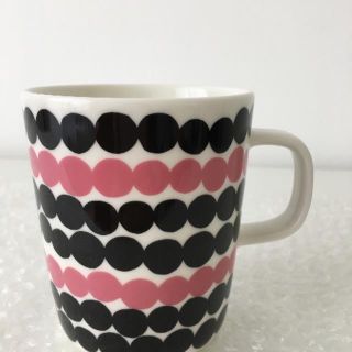 マリメッコ(marimekko)の未使用 marimekko OIVAマグ 廃盤カラー(グラス/カップ)