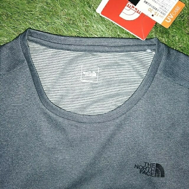 THE NORTH FACE(ザノースフェイス)の専用品　THE NORTH FACE
ロングスリーブRDTボルテージクルー レディースのトップス(Tシャツ(長袖/七分))の商品写真