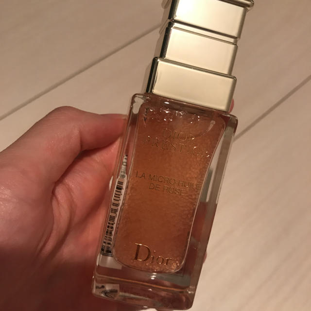 Dior(ディオール)のディオール プレステージ ユイルドローズ30ml コスメ/美容のスキンケア/基礎化粧品(美容液)の商品写真