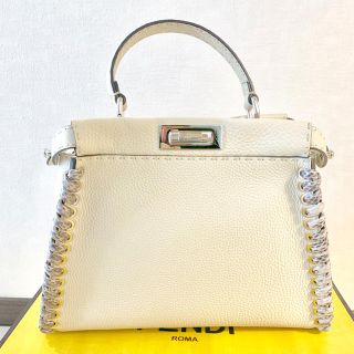 フェンディ(FENDI)のフェンディ セレリアピーカブー レギュラーサイズ(ハンドバッグ)