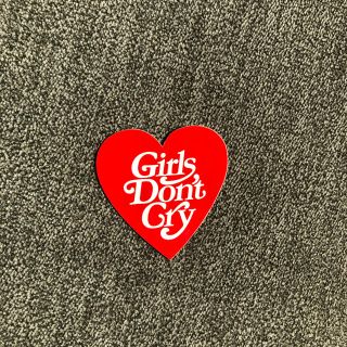 シュプリーム(Supreme)のgirls Don't Cry ステッカー(その他)