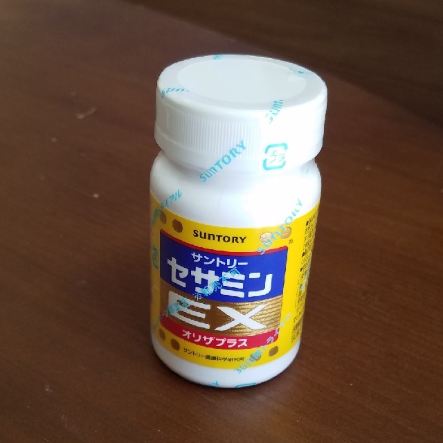 サントリー(サントリー)のセサミン　 食品/飲料/酒の食品(その他)の商品写真