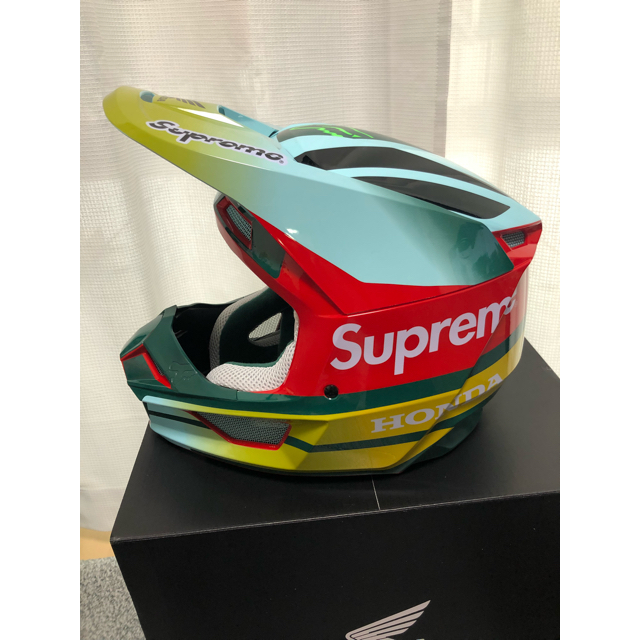 Supreme(シュプリーム)の限定値下げSupreme Honda Fox Racing V1 Helmet 自動車/バイクのバイク(ヘルメット/シールド)の商品写真