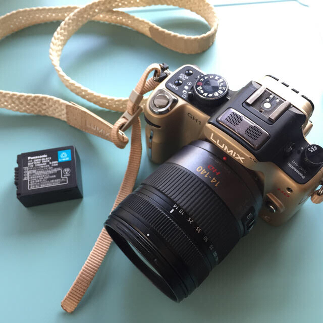 LUMIX ジャンクDMC-GH1 レンズ14-140 カメラ LUMIX ジャンクDMC-GH1 レンズ14-140 カメラ