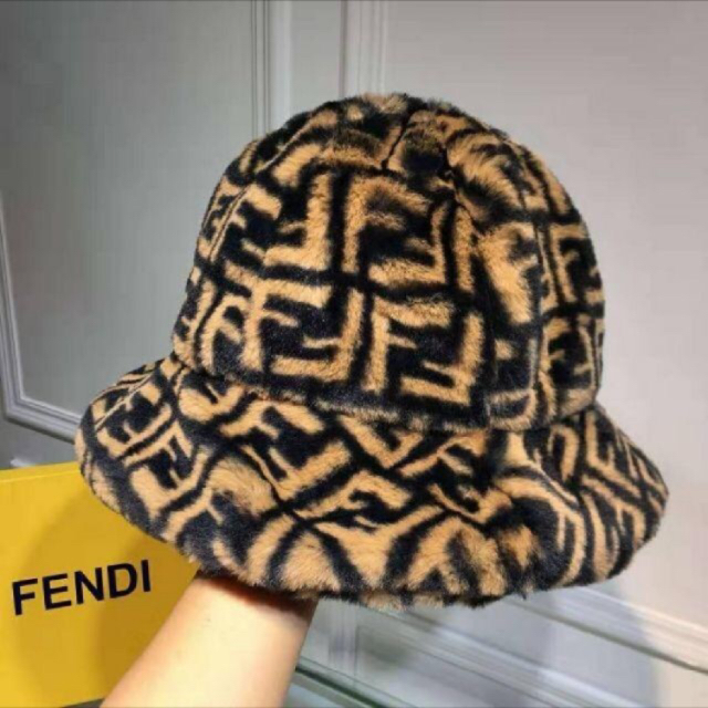 FENDI FFロゴ ブラウンシアリングハットのサムネイル