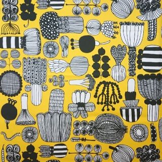 マリメッコ(marimekko)のフローレン様専用プータルフリンパルハート イエロー45cm(生地/糸)