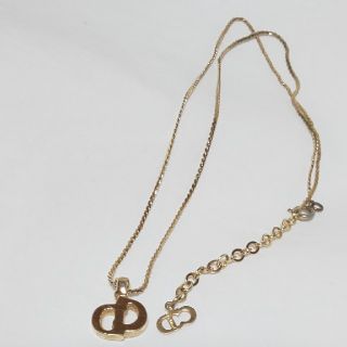 Christian Dior - ヴィンテージ Christian Dior ロゴネックレスの通販 ...