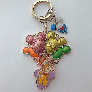 デイジー(Daisy)のディズニー リゾート 30周年 キーホルダー 限定 バルーン デイジー (キャラクターグッズ)