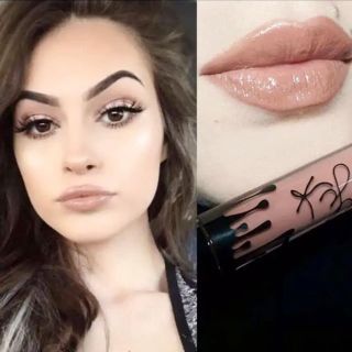 カイリーコスメティックス(Kylie Cosmetics)の【新品未使用】カイリーコスメティクス  ベージュリップ(リップグロス)