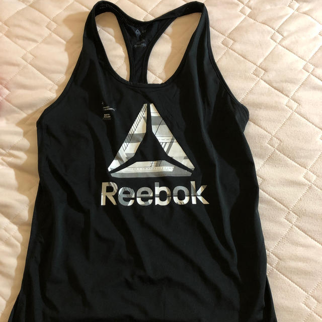 Reebok(リーボック)のつぶりん様専用新品、未使用リーボックタンクトップOT レディースのトップス(タンクトップ)の商品写真