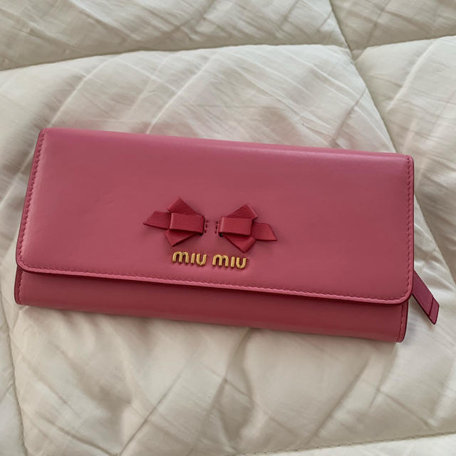 miumiu - miumiu 財布 リボン ピンクの通販 by shop｜ミュウミュウならラクマ