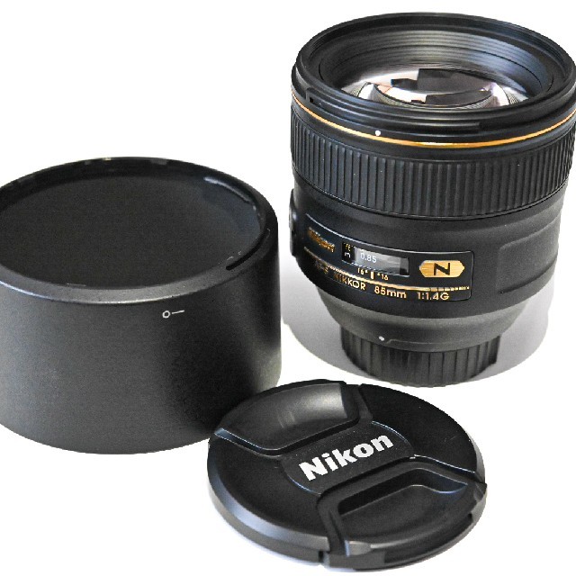 ニコン AF-S NIKKOR 85mm f/1.4 G