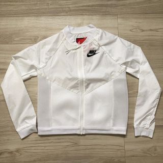 エミアトリエ(emmi atelier)の【新品・タグ付】NIKE ジップアップブルゾン(ナイロンジャケット)