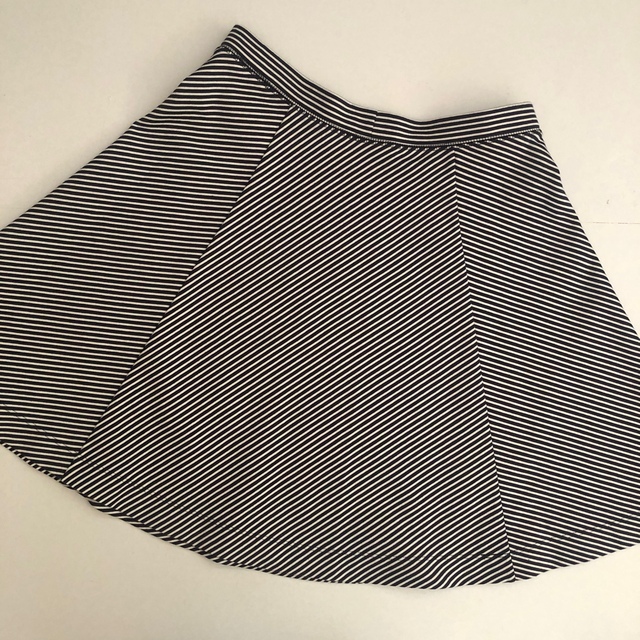 UNIQLO(ユニクロ)のユニクロ　ストライプ　ミニスカート レディースのスカート(ミニスカート)の商品写真