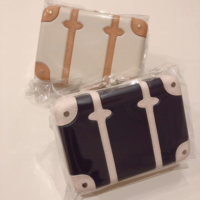 GLOBE-TROTTER(グローブトロッター)の★期間限定セール★グローブトロッター レディースのファッション小物(ポーチ)の商品写真