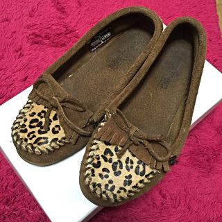 ミネトンカ(Minnetonka)のMINNETONKA レオパード(ハイヒール/パンプス)