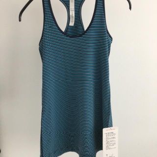 ルルレモン(lululemon)のサイズ4 XS 新品未使用タグ付きLULULEMON タンク(タンクトップ)