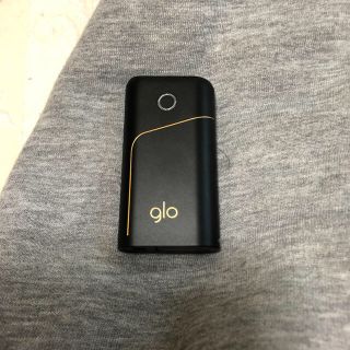 グロー(glo)のグロープロ　充電器付(タバコグッズ)