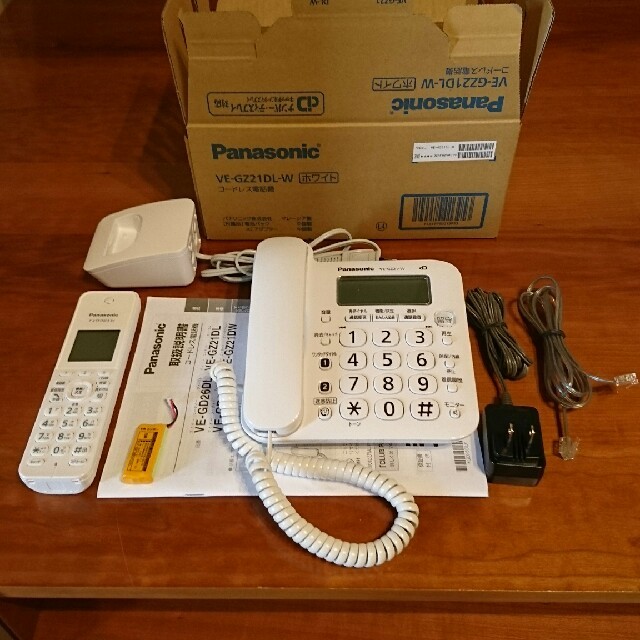 Panasonic - Panasonic VE-GZ21DL-W コードレス電話機 子機1台付きの通販 by スー's shop