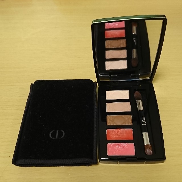 Christian Dior - Dior メイクパレットの通販 by はれ's shop｜クリスチャンディオールならラクマ