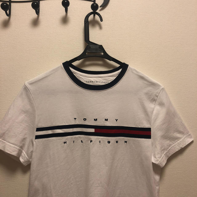 TOMMY HILFIGER(トミーヒルフィガー)のTOMMY HILFIGER ティシャツ レディースのトップス(Tシャツ(半袖/袖なし))の商品写真