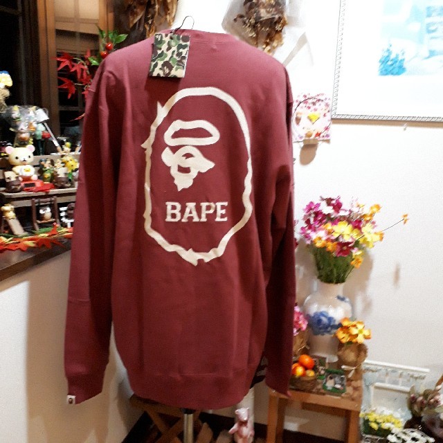 A BATHING APE(アベイシングエイプ)の新品⭐A BATHING APE BAPE エイプ トレーナー⭐ワイン/XXL メンズのトップス(スウェット)の商品写真