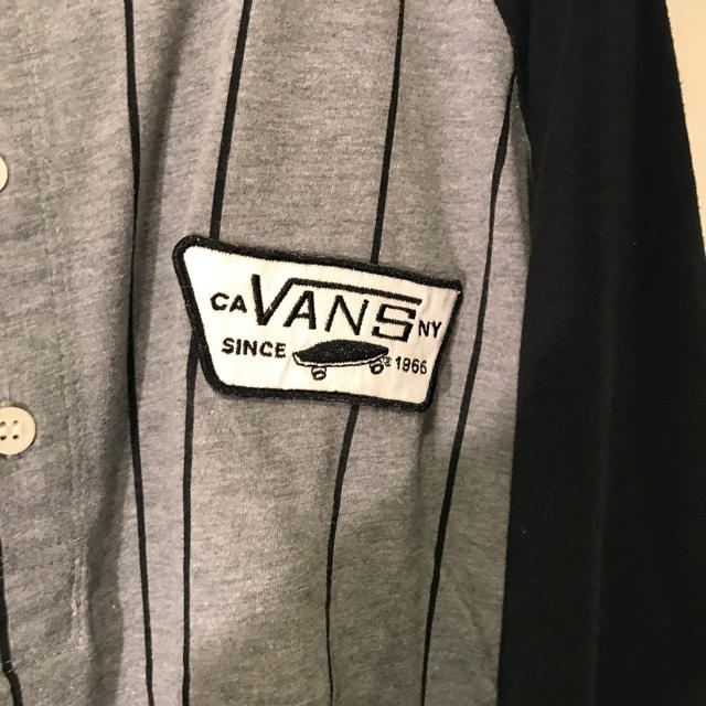 VANS(ヴァンズ)の【オススメ】バンズ ロンT ワンポイントロゴ  ストライプ ラグラン メンズのトップス(Tシャツ/カットソー(七分/長袖))の商品写真