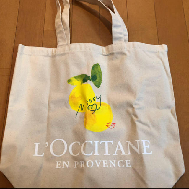 L'OCCITANE(ロクシタン)のNissy × L'OCCITANE コラボトートバッグ エンタメ/ホビーのタレントグッズ(ミュージシャン)の商品写真