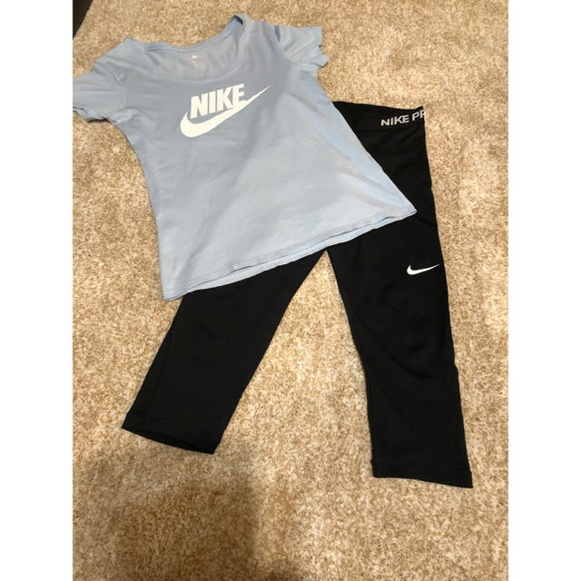 NIKE(ナイキ)のゆう様専用☆NIKE☆Tシャツ レギンス☆2点 M レディースのレッグウェア(レギンス/スパッツ)の商品写真