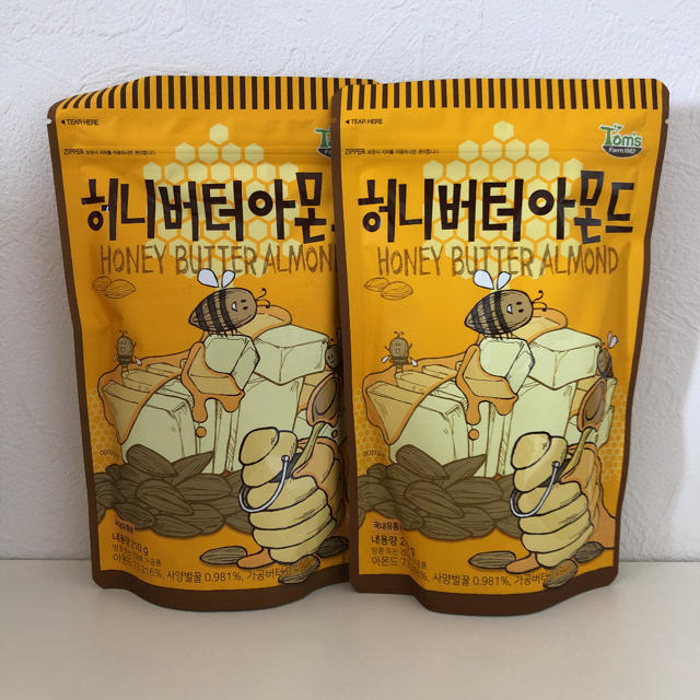 TOMS(トムズ)の韓国人気アーモンドセット ハニーバターアーモンド 2点 食品/飲料/酒の食品(菓子/デザート)の商品写真