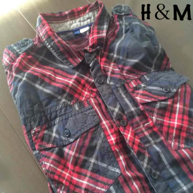 H&M(エイチアンドエム)の美品：H＆M チェックシャツ メンズのトップス(シャツ)の商品写真