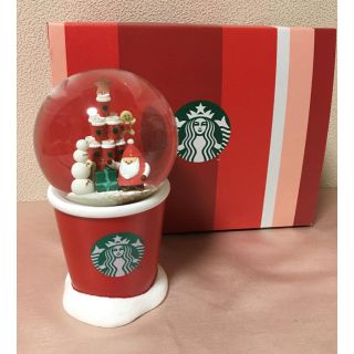 スターバックスコーヒー(Starbucks Coffee)の【新品・未使用】ホリデー 2018 スノードーム レッドカップ(置物)