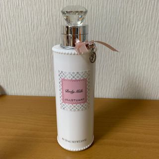 ジルスチュアート(JILLSTUART)のジルスチュアート　ボディミルク(ボディクリーム)