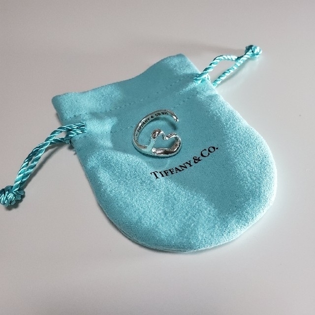 Tiffany & Co.(ティファニー)のティファニーオープンハートリング 15号 巾着袋付き レディースのアクセサリー(リング(指輪))の商品写真