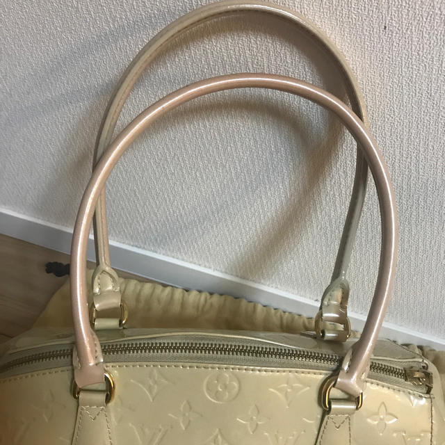 Louis Vuitton ヴェルニ  白　バッグ