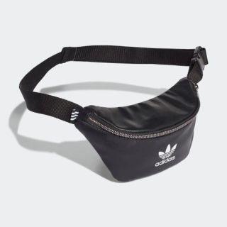 アディダス(adidas)のアディダス 新品 ウエストポーチ ボディバッグ フェイクレザー ブラック(ボディバッグ/ウエストポーチ)