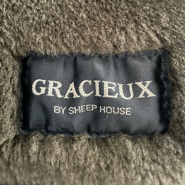 GRACIEUX(グラシュー)のショートコート レディースのジャケット/アウター(ムートンコート)の商品写真